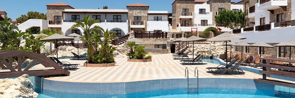 Costa Lindia Beach