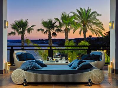H10 Estepona Palace