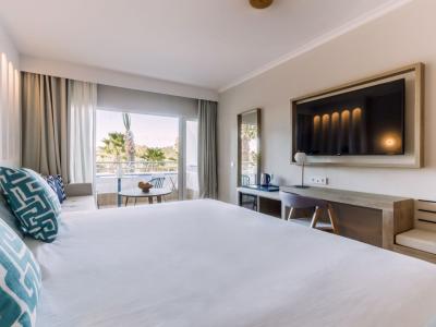 METT Hotel & Beach Resort Marbella Estepona - Doppelzimmer Lifestyle Poolblick Deluxe