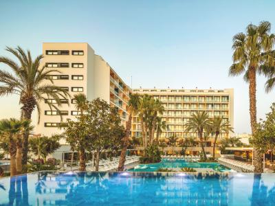 Aqua Hotel Silhouette & Spa