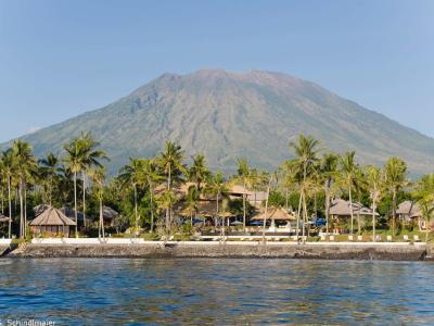 Siddhartha Ocean Front Resort & Spa