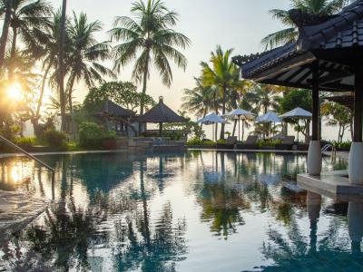 Candi Beach Resort & Spa
