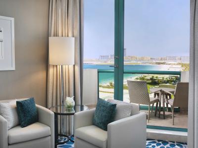 Hilton Dubai Jumeirah - Deluxe Partial Seaview