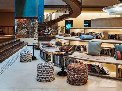 25hours Hotel One Central