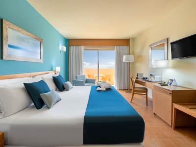 Elba Carlota Beach & Convention Resort - Doppelzimmer Prestige Deluxe seitlicher Meerblick