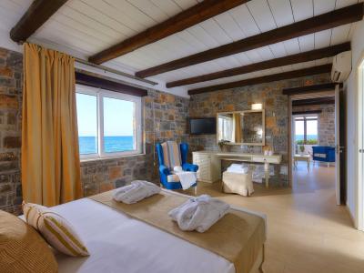 Alexander Beach Hotel & Village Resort - Dream Villa 2 SZ Beachfront