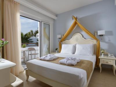 Alexander Beach Hotel & Village Resort - Comfortzimmer mit Gartenblick