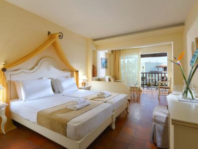 Alexander Beach Hotel & Village Resort - Doppelzimmer Luxury Superior