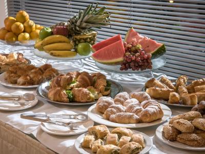 Happy Cretan Suites - Frühstück oder Halbpension