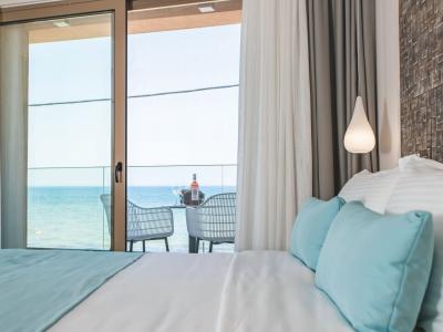 Epos Luxury Beach Hotel - Juniorsuite Beach Front