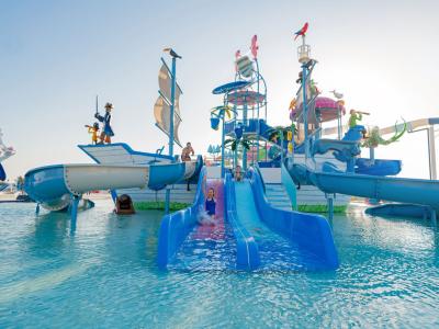Mövenpick Waterpark Resort & Spa Soma Bay