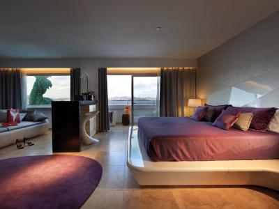 Ushuaïa Ibiza Beach Hotel - Suite Anything Can Happen Tower