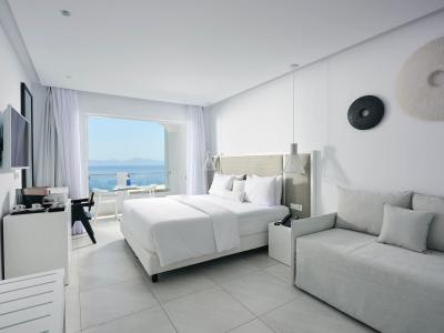 Dimitra Beach Hotel & Suites - Juniorsuite Deluxe Meerblick