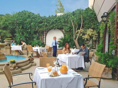 Palm Beach Hotel & Bungalows - Frühstück/Halbpension/Vollpension