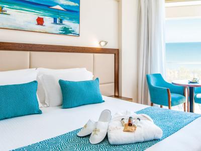 The Golden Bay Beach Hotel - Doppelzimmer