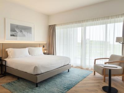 Crowne Plaza Caparica Lisbon - Premium Doppelzimmer mit Balkon