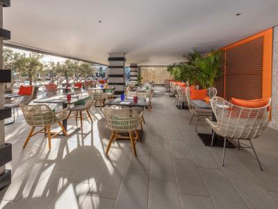 Hotel Faro, a Lopesan Collection Hotel