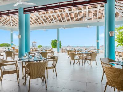 Iberostar Waves Rose Hall Beach