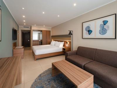 Doubletree by Hilton Malta - Twin Superior Room (DSU)