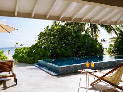 The Standard Huruvalhi - Lagoon Beach Pool Villa