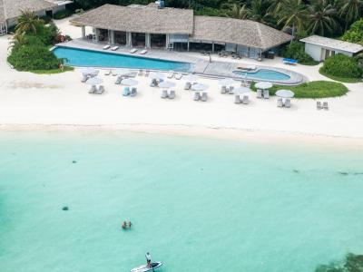 Le Meridien Maldives Resort & Spa