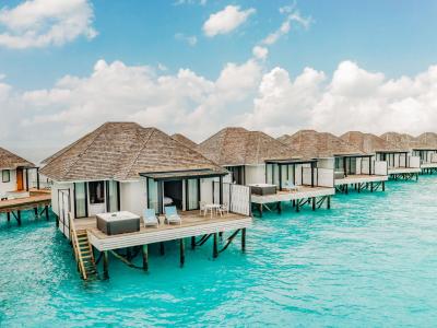 Nova Maldives - Water Villa Jacuzzi