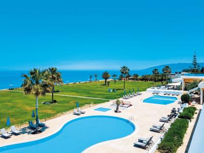 Natura Beach Hotel & Villas
