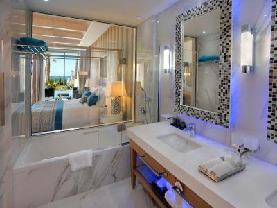 Amavi-MadeForTwo Hotels - Superior Cabana privat Pool mit Meerblick