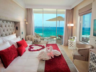 Amavi-MadeForTwo Hotels - Honeymoon Suite Meerblick