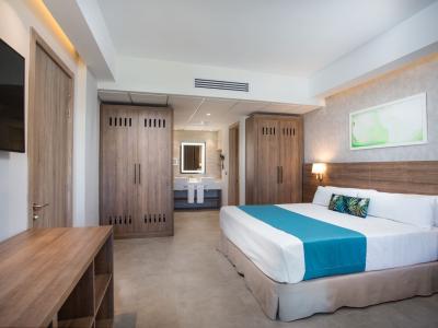 Serenade Punta Cana Beach & Spa Resort - Luxury Mastersuite