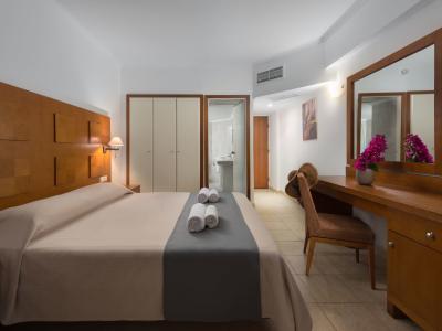 Paralos Rodos Lifestyle - Doppelzimmer seitlicher Meerblick