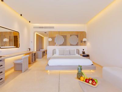 SUNRISE Anjum Resort Grand Select Marsa Alam - Junior Pool Suite