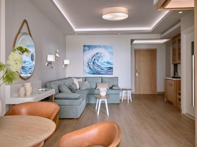 Anthemus Sea Beach Hotel & Spa - Deluxe Suite