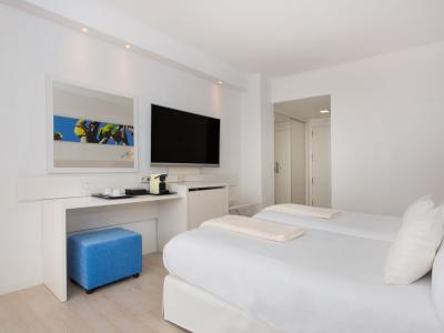 Iberostar Bouganville Playa - Doppelzimmer seitlicher Meerblick Priority Location