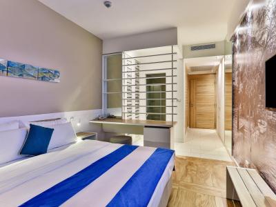 Carine Hotel Delfin - Doppelzimmer Bergblick