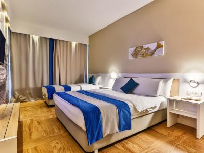 Carine Hotel Delfin - Suite