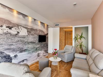 Carine Hotel Delfin - Suite