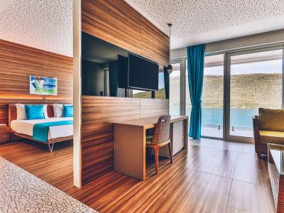 Carine Hotel Kumbor Superior - Suite