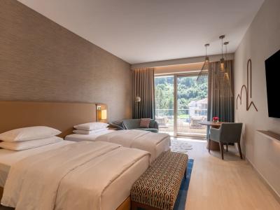 Hyatt Regency Kotor Bay - Doppelzimmer Deluxe mit 2 Twin-Betten (DD2)