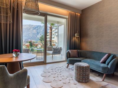 Hyatt Regency Kotor Bay - Doppelzimmer Deluxe Poolblick mit 1 King-Bett (2ND)