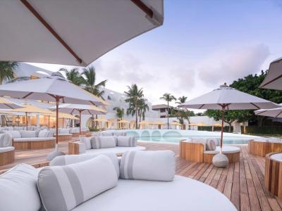 SALA Samui Chaweng Beach Resort