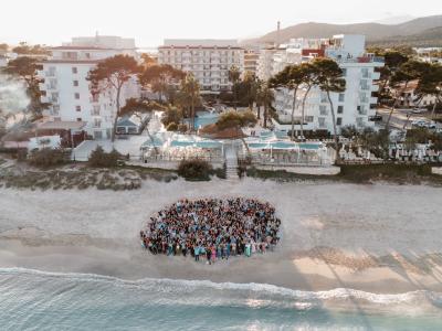 schauinsland-reisen feiert mit 450 Mitarbeitern auf Mallorca