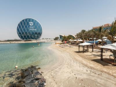 Al Raha Beach Hotel - lage