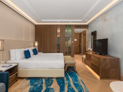 Taj Exotica Resort & Spa The Palm Dubai - Luxury Ocean View