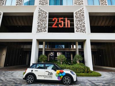 25hours Hotel One Central - service