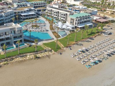 Amira Beach Luxury Resort & Spa - lage